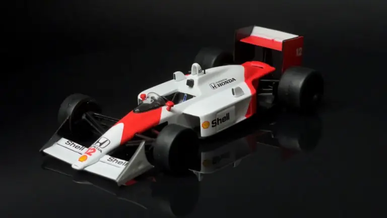 McLaren MP4/4 - 1988 - Ayrton Senna